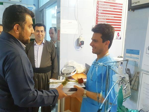 تبریک روز پرستار و بازدید از واحدهای درمانی از سوی مدیر شبکه بهداشت و درمان شهرستان پاوه